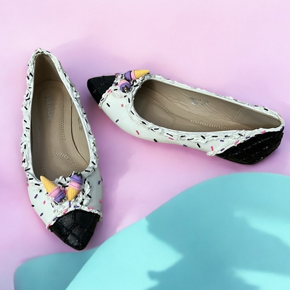 🍦Handmade Waffle Cone Ice Cream Shoes With Sprinkles! 
Pointy toe, Size 8 - Picture 2 of 13